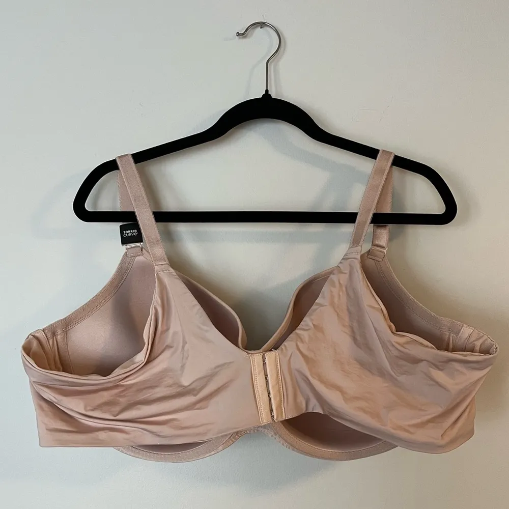 Torrid Curve NWT Balconette Lightly Lined Smooth 360° Back Smoothing- Size 52D - Image 3