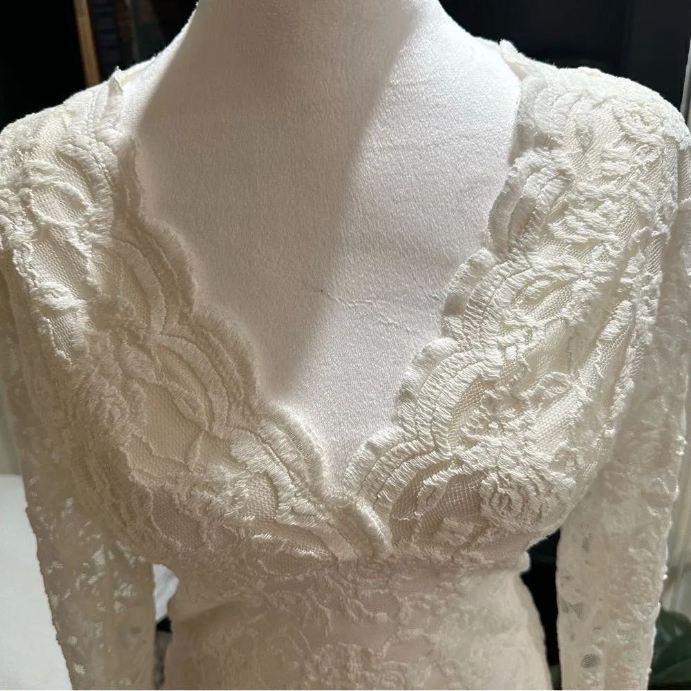 Ambiance White Lace Long Sleeve Body Suit Size Large NWOT - Image 2