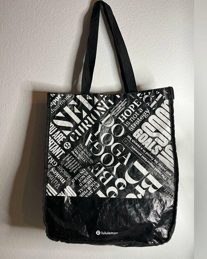 Lululemon Black Manifesto Newspaper Blog Print Reusable Shopping Gym Lunch Bag L - Image 3