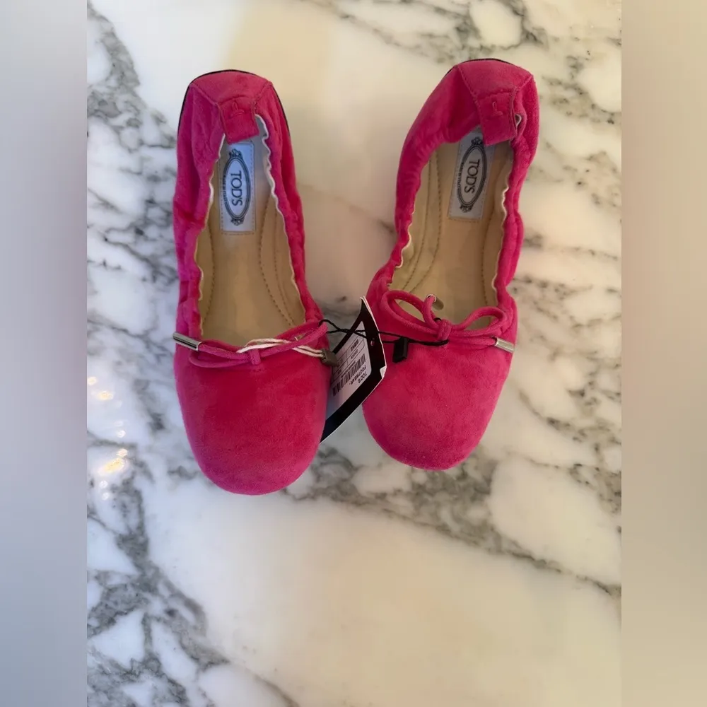 NWT Tod's Pink Suede Flats WU 35/ US 5 no box - Image 6
