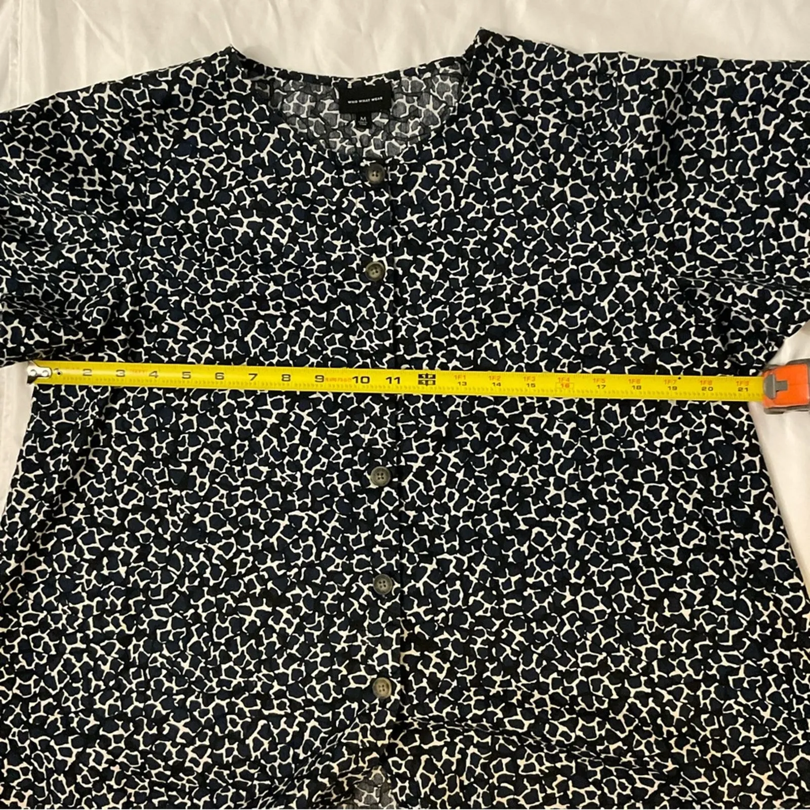 Who What Where Navy/White Graphic Print Flutter Sleeve Blouse M Casual Bohemian - Image 7