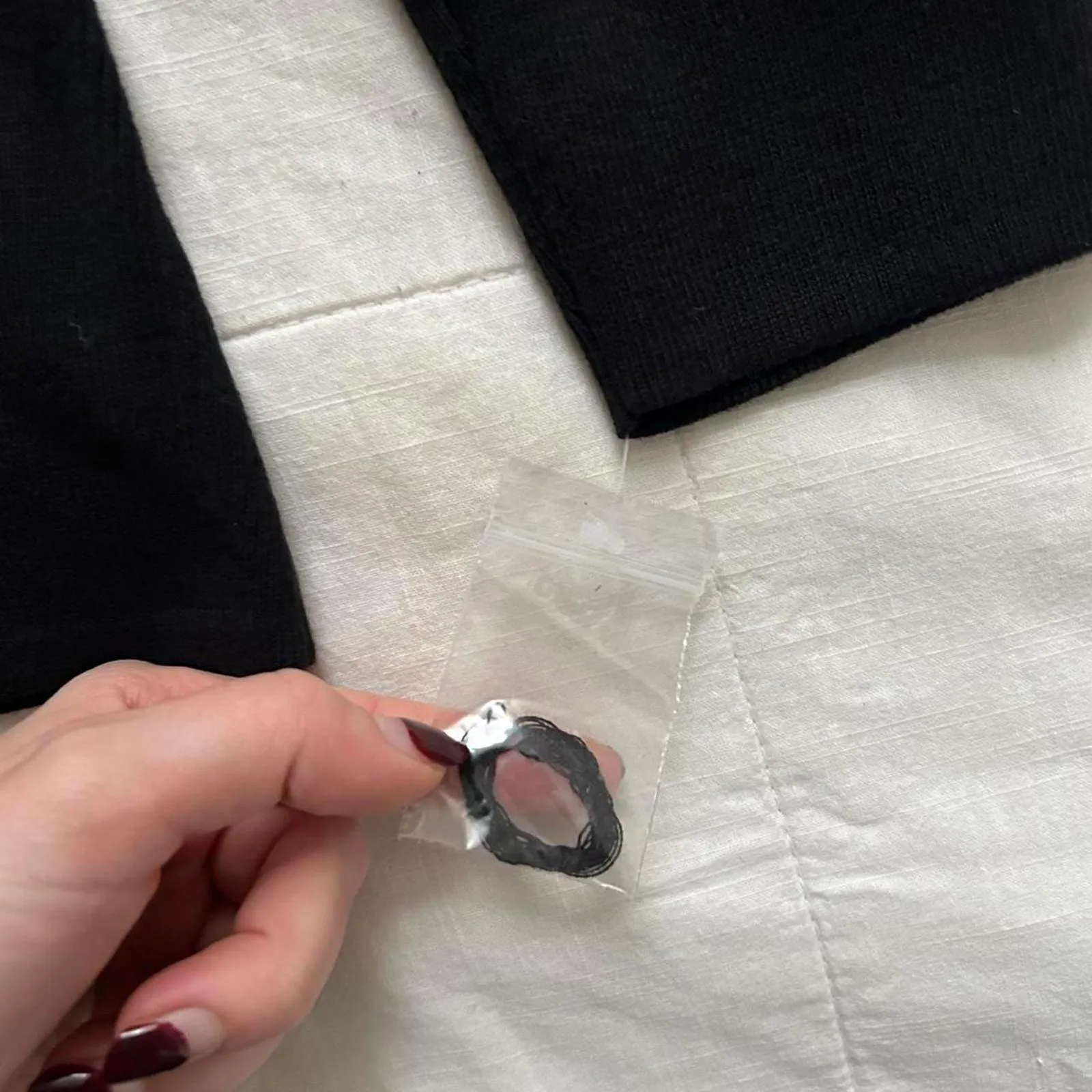 Alexandra Bartlett Black 3/4 sleeve sweater pineapple, watermelon, papaya Size M - Image 3