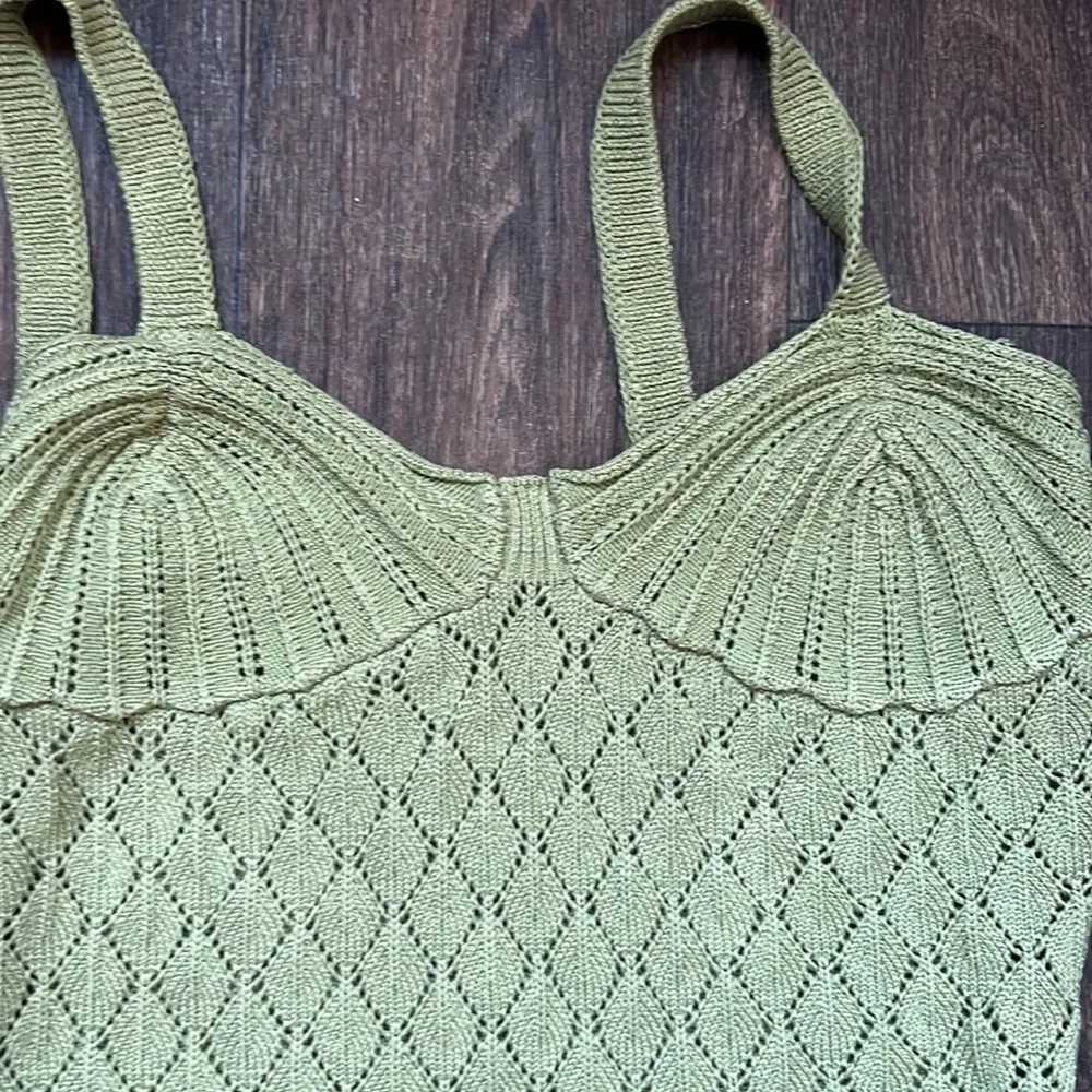 Devon Windsor Green Maxi Dress - Image 4