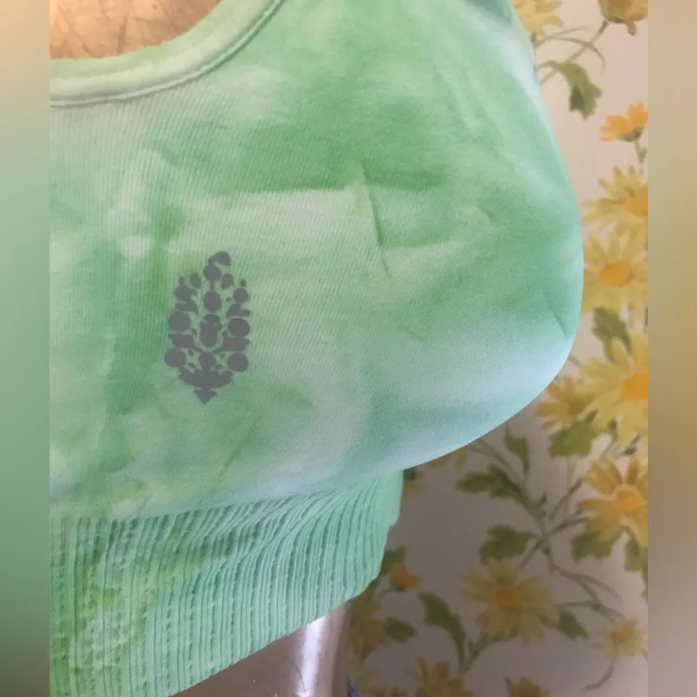 Movement good karma Tie Dye Bra In Electric Pistachio Size XS/S - Image 9