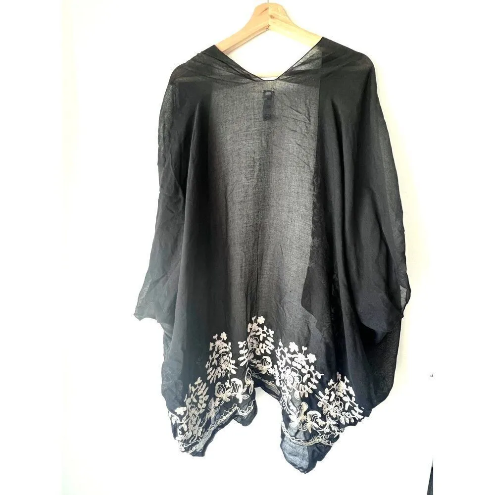 Embroidered floral bloom womens kimono Black white bohemian one size fits - Image 6
