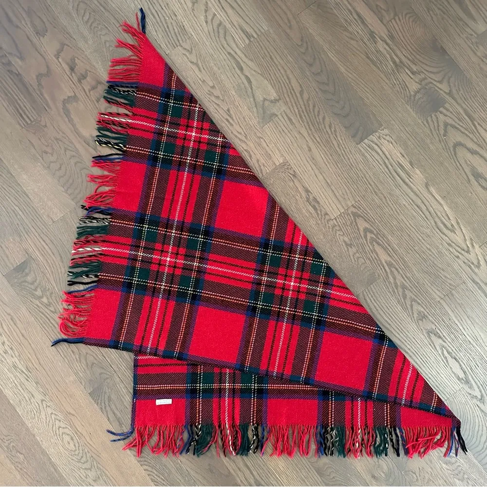 Vintage Neiman Marcus 100% Wool Classic Plaid Blanket Scarf in Red Tartan Plaid - Image 4