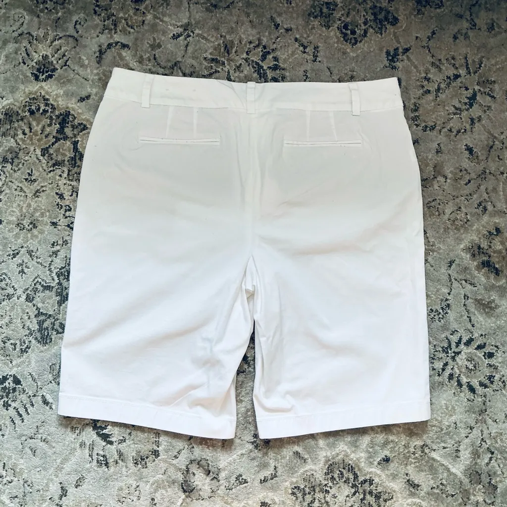 ANN TAYLOR shorts LIKE NEW🪻🪻 - Image 3