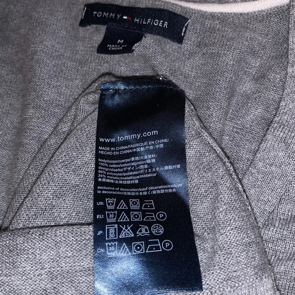 Tommy Hilfiger Gray Silver Polka Dot Sweater M - Image 4