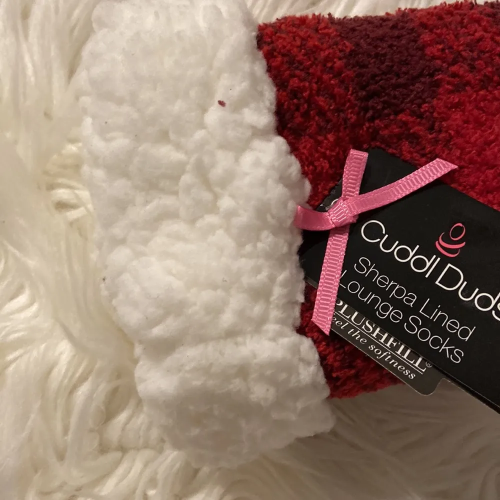 Cuddl Duds Sherpa Socks brand new with tag plush fill - Image 4