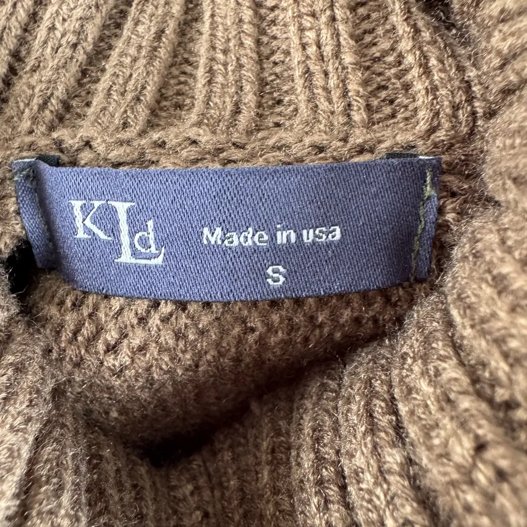 KLD Olive Green Mockneck Wide Sleeve Cropped Shrug Sweater Size Small - Image 4