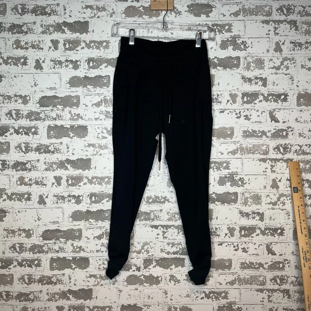 Gymshark | women black athletic legging pants - Image 8