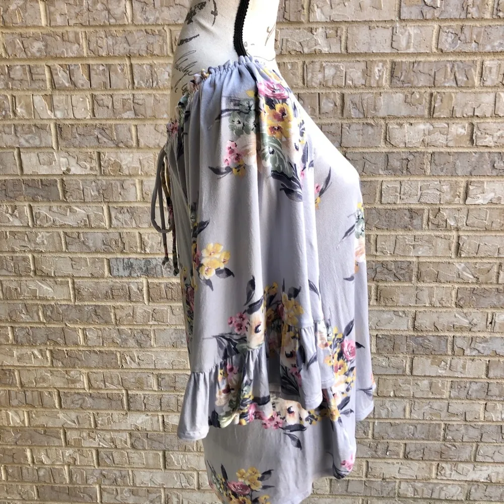 Bobeau V Neck Floral Flutter Sleeve Blouse - Image 4