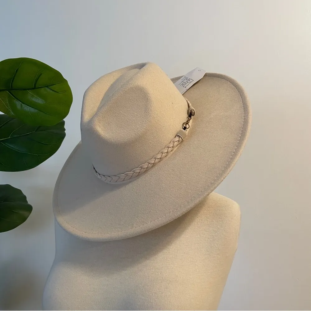Time & Tru || Elegant Tan Women's Hat - Image 2