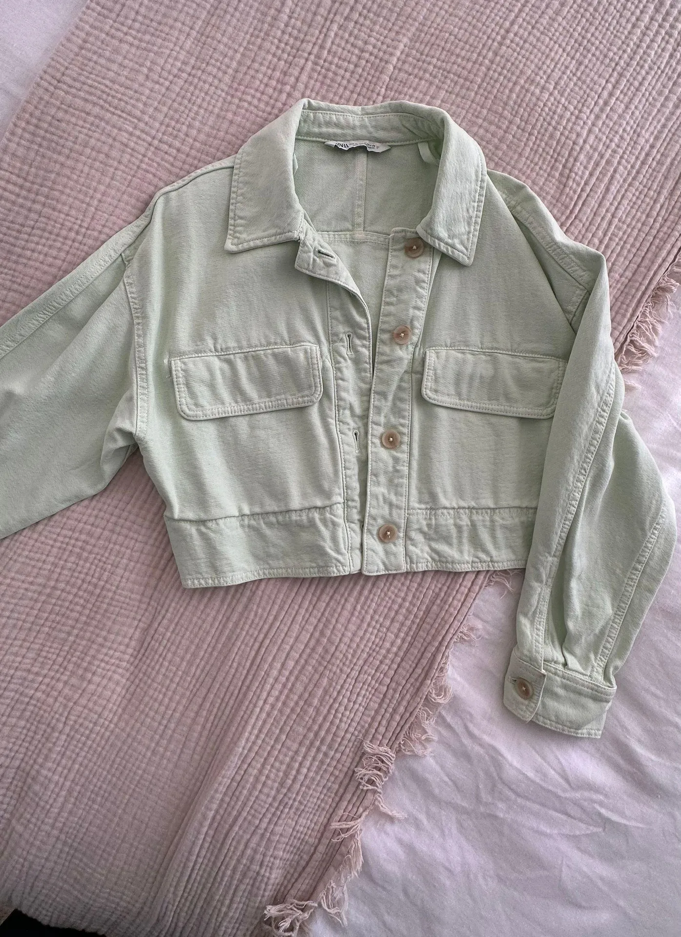 Green Cropped Denim Jacket - Image 3