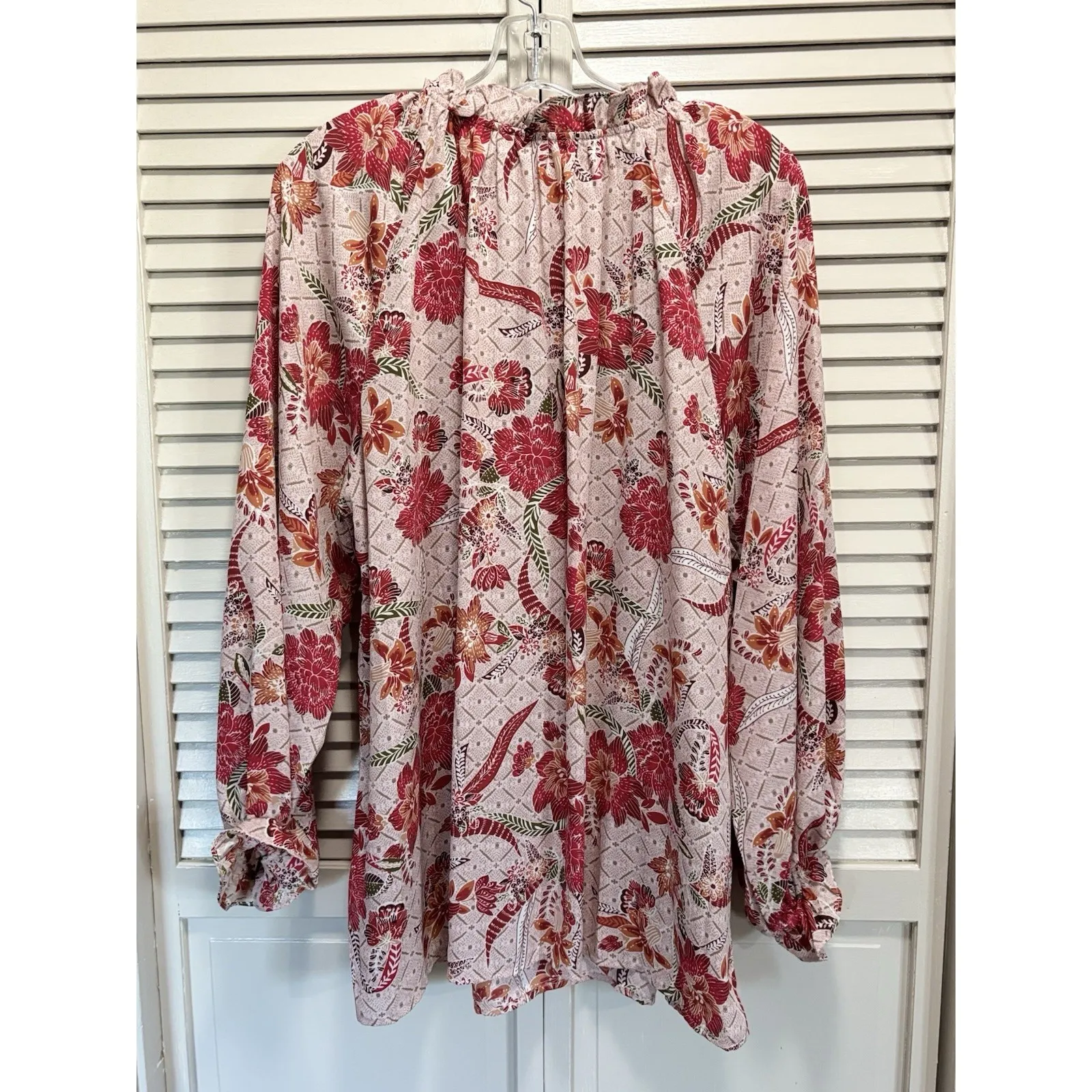 Pink/Red Floral Chiffon Long Balloon Sleeve Blouse Size 2XL Ruffle/Tie Neck Boho Red - Image 5