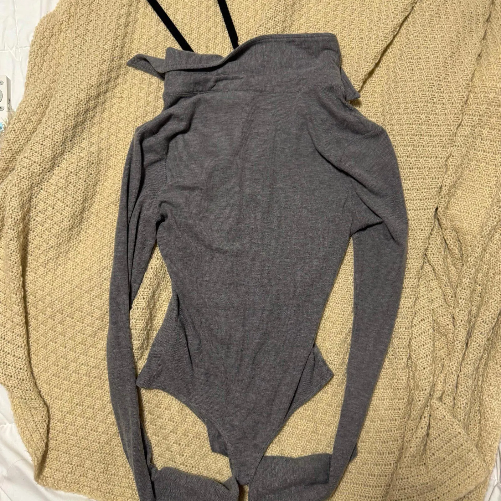 song of style viola bodysuit Gray - Image 4