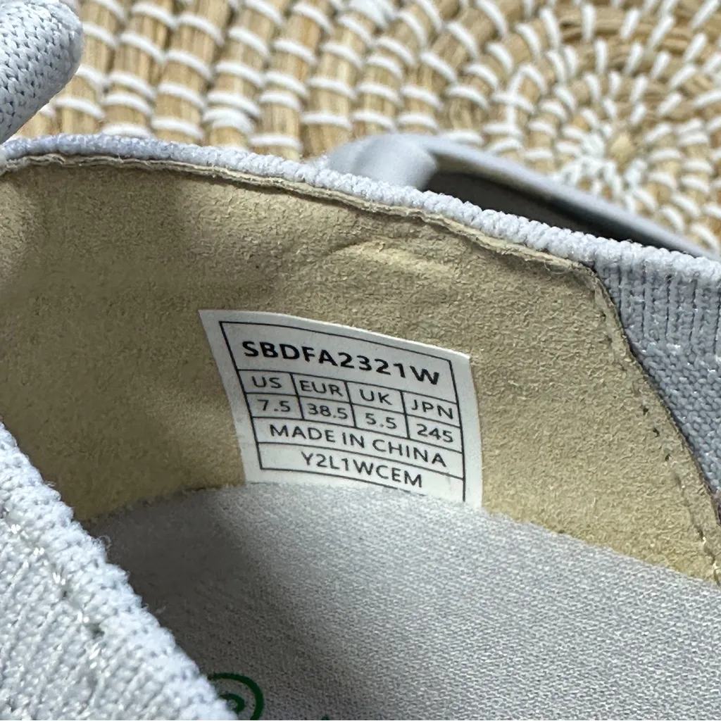 burudani Women’s Knit Flat Shoes Square Toe Comfort in Light Gray Size 7.5 - Image 12