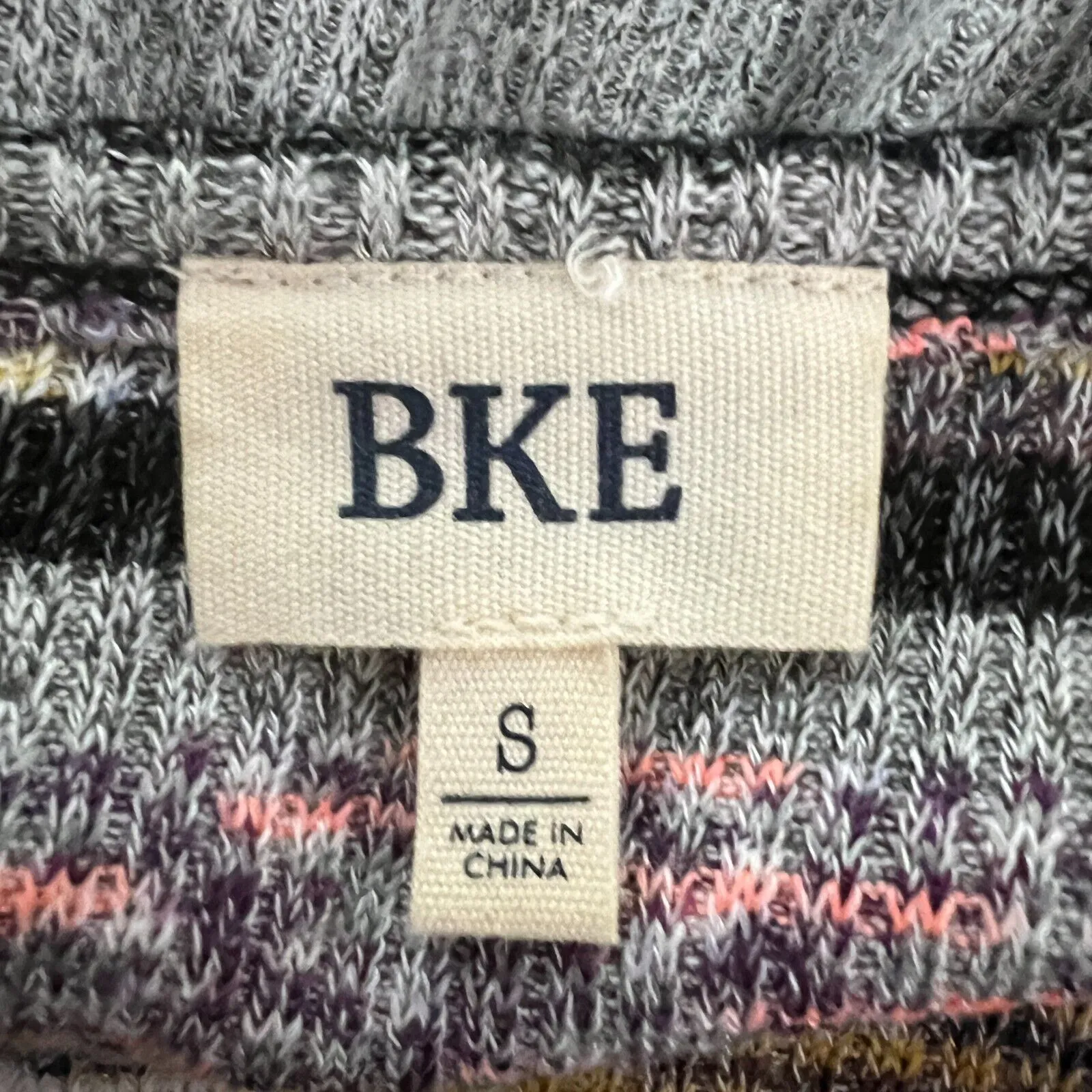 BKE Shirt Womens Small Gray Pink Thermal Top‎ Striped Raglan Sleeve Knit Casual - Image 7