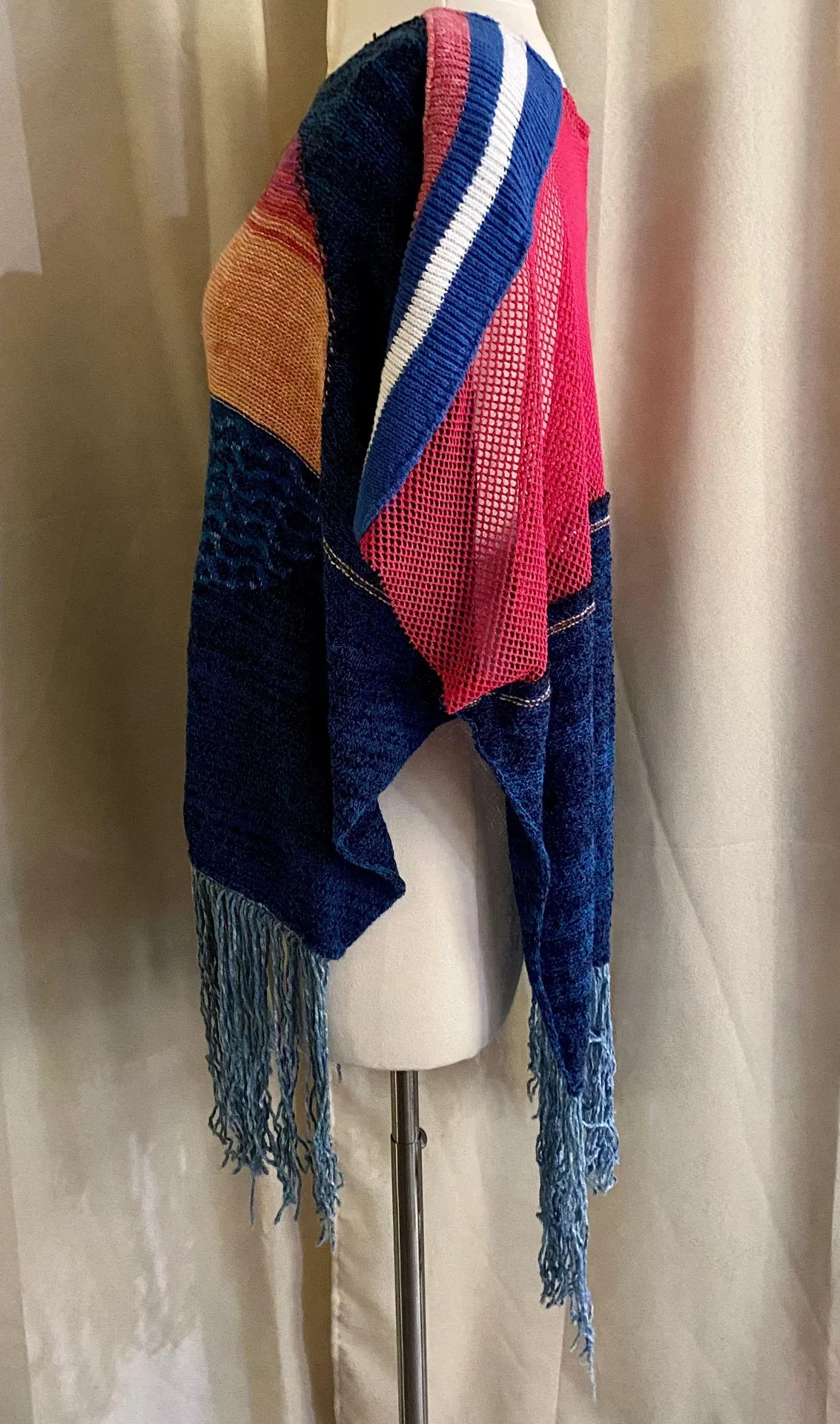 sunset Poncho - Image 4