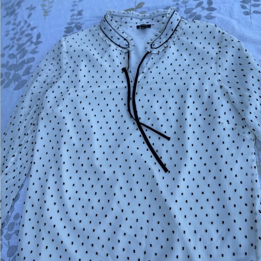 Talbots Ivory Blouse with Black Dots - Image 7