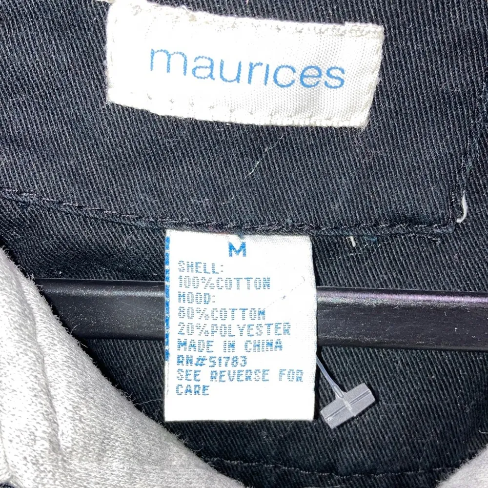 Maurices brand ladies size medium black button up jacket with hoodie and zipper - Image 10