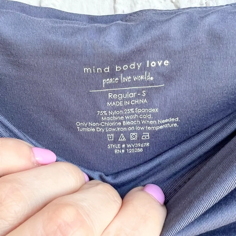 Mind body love 7/8 leggings size small - Image 6