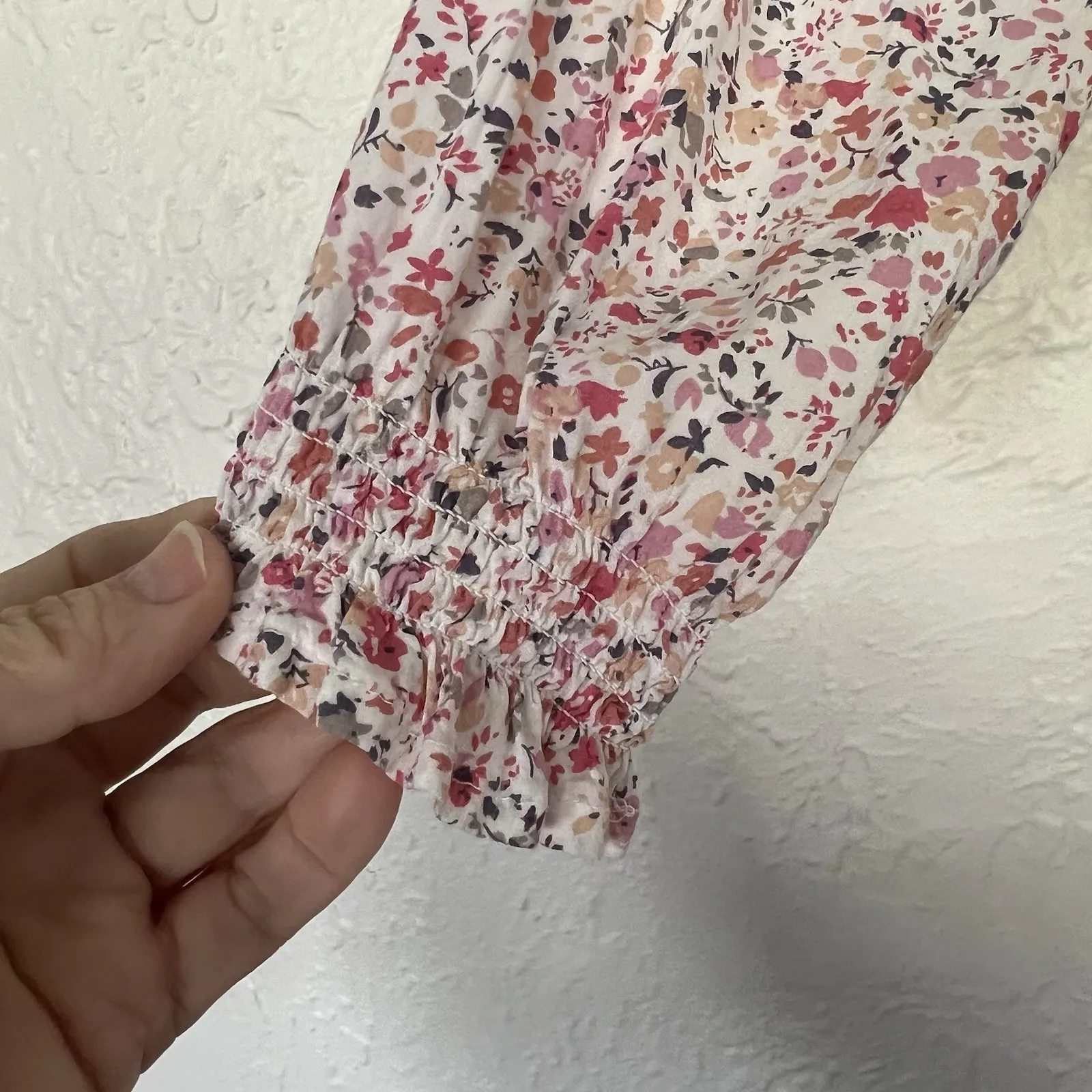 Cynthia‎ Rowley Mini Floral Pop Over Blouse Womens Medium - Image 4