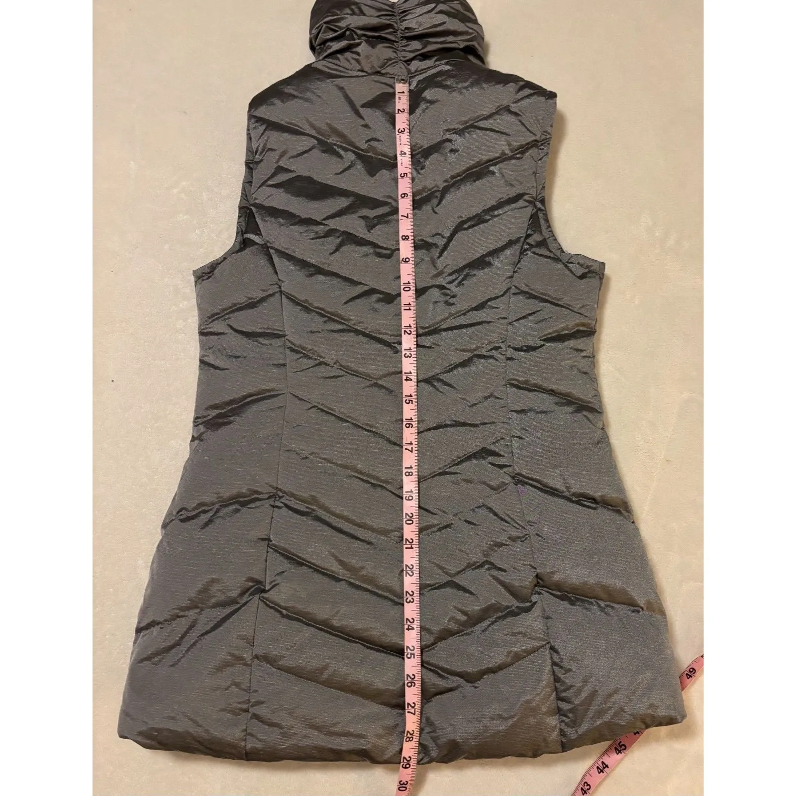Eddie Bauer Womens Sun Valley Down Vest Silver Grey Puffer Sherpa Lined Small - Image 8