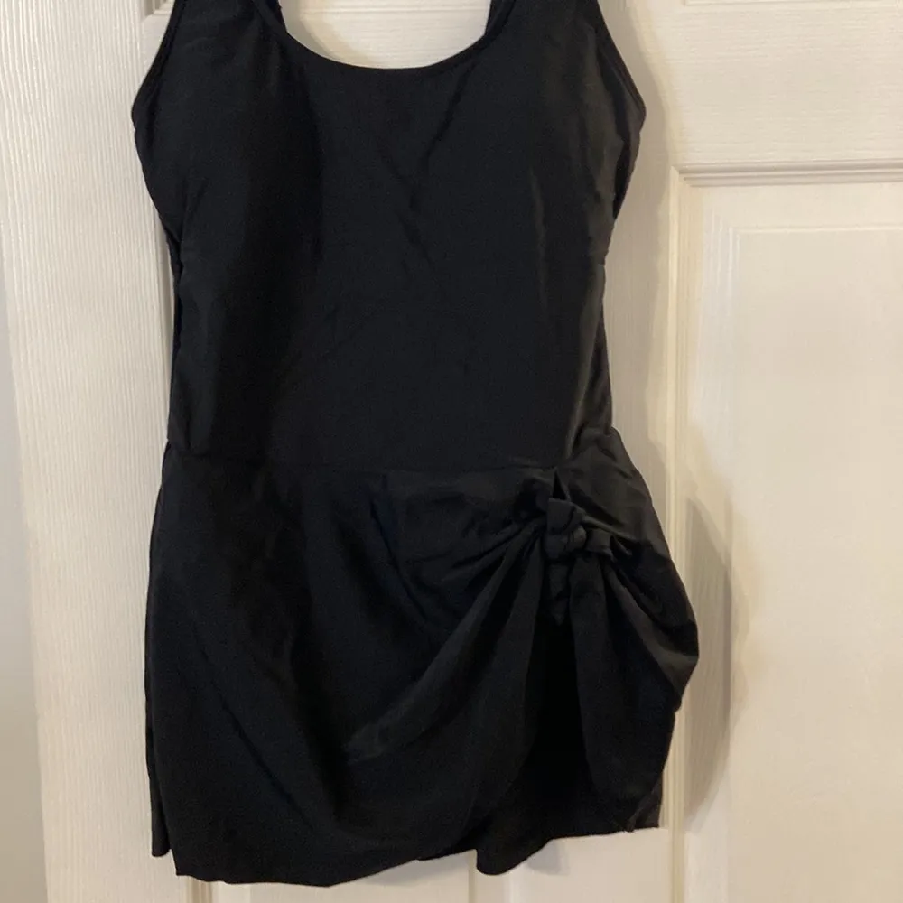 EOMENIE Swim one piece size M brand new with tags see all photos color black - Image 2