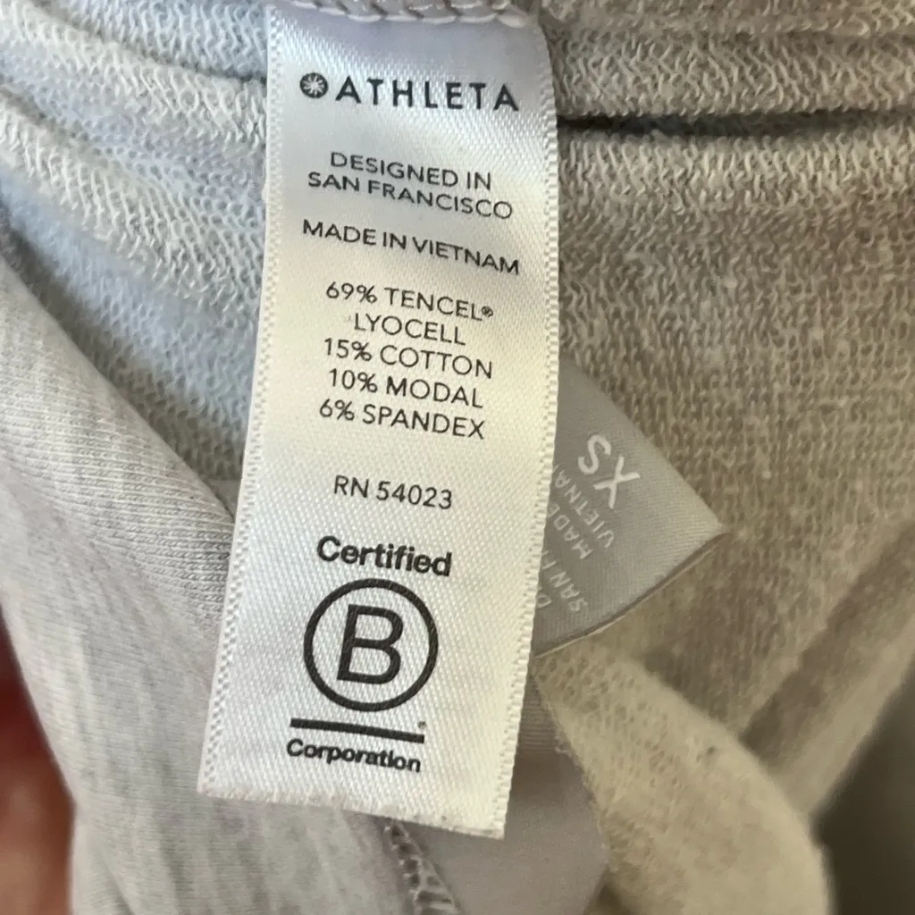 Athleta Free Flow Culottes light grey wide leg pants size XS - Image 5