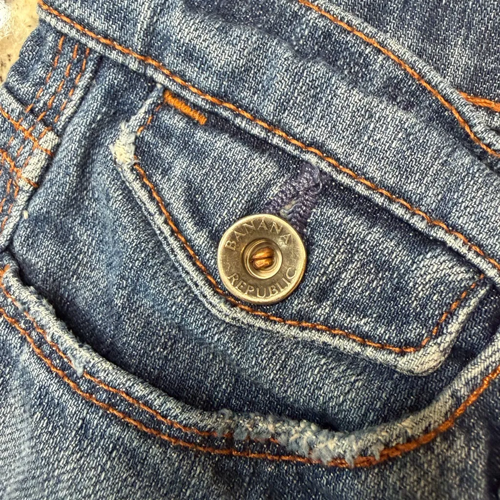 Banana Republic Women's High Rise Cropped Blue Jeans - Image 5