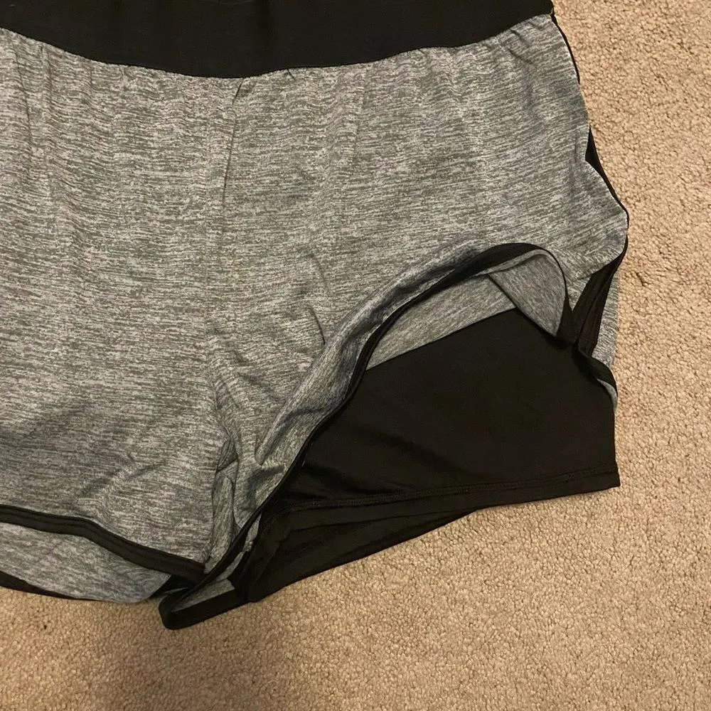 Women’s Dansko exercise shorts - Image 2
