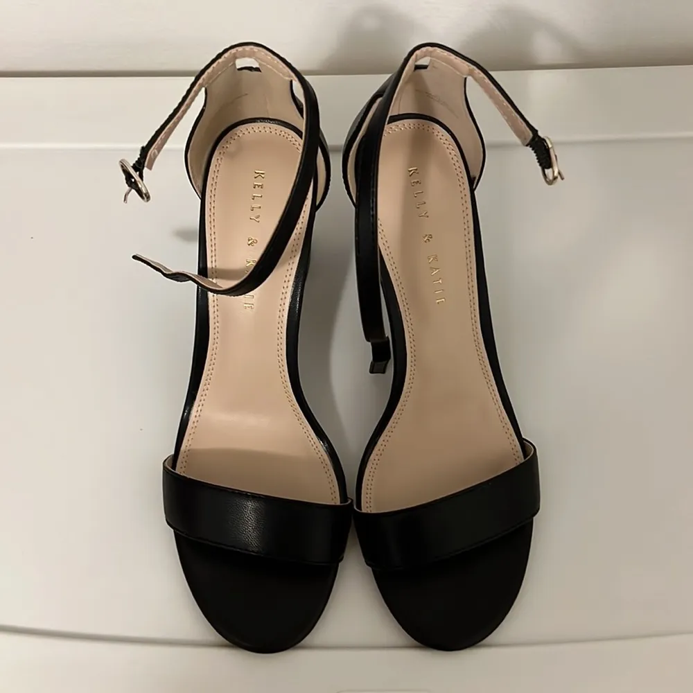 HAILEE SANDAL size 9.5 (brand new without box) - Image 3