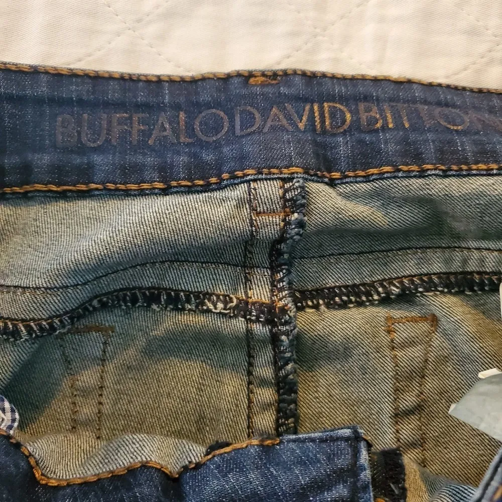 BUFFALO Davidbitton low rise stretch jazz straight leg medium wash jeans Size 31 - Image 4