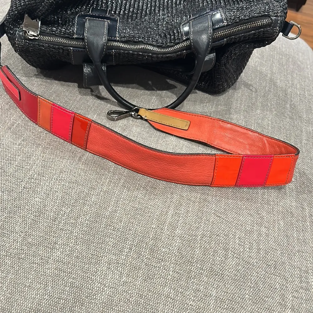 Meredith Wendell purse mini duffel bag black straw pockets shoulder strap - Image 11