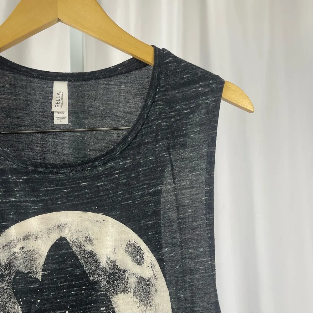 Bella Canvas Large Wolf Moon Muscle Tee Tank Top Boho Grunge Graphic Animal - Image 6