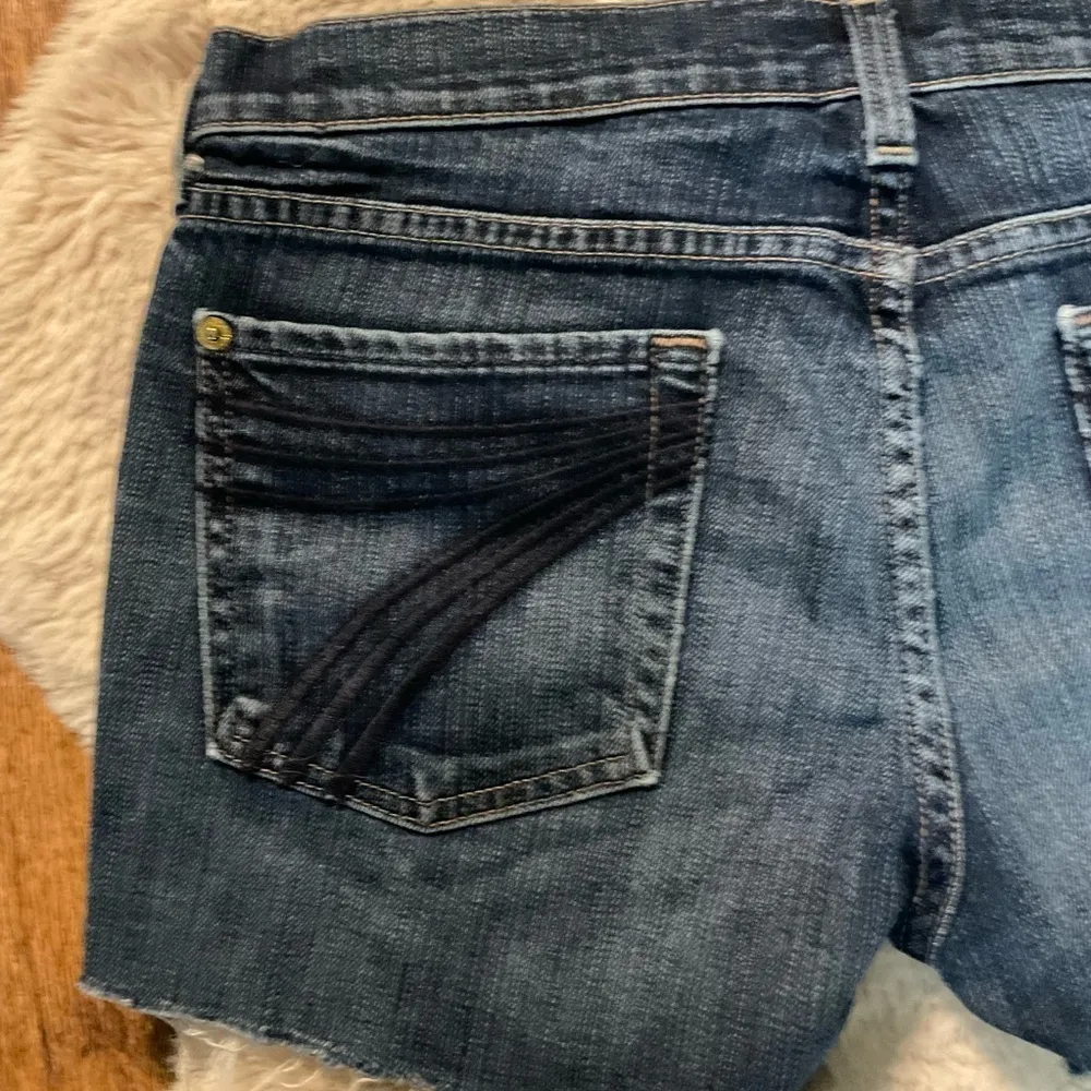 7 For All Mankind Dojo Denim Shorts Size 29 Womens Dark Wash Raw Hem - Image 11
