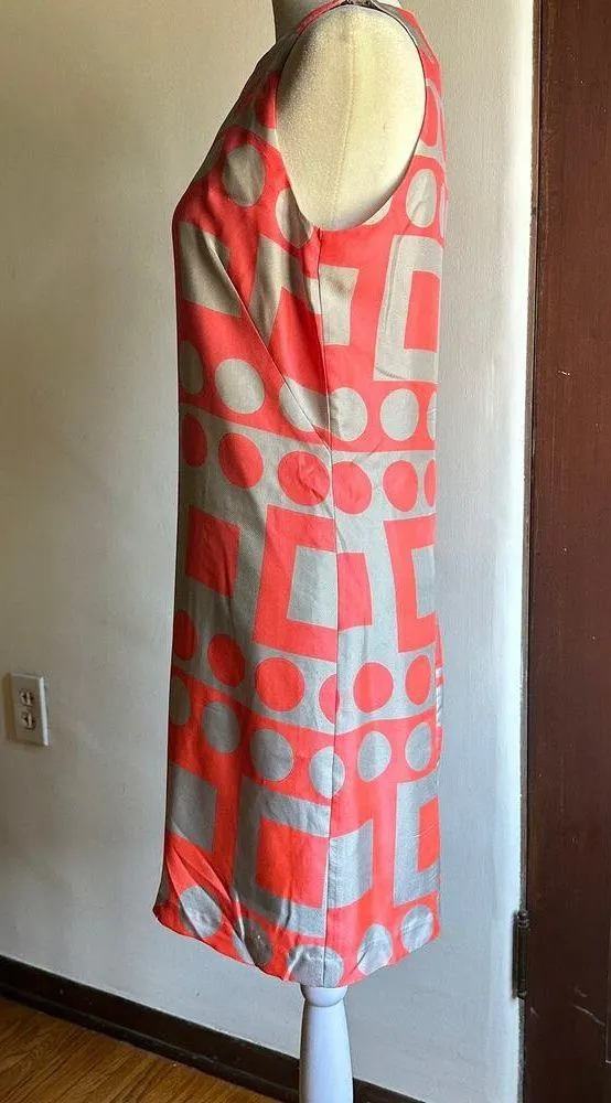 MILLY | Geometric Silk Twill Mod Shift Cocktail Dress Coral and Gray - Size 4 - Image 3