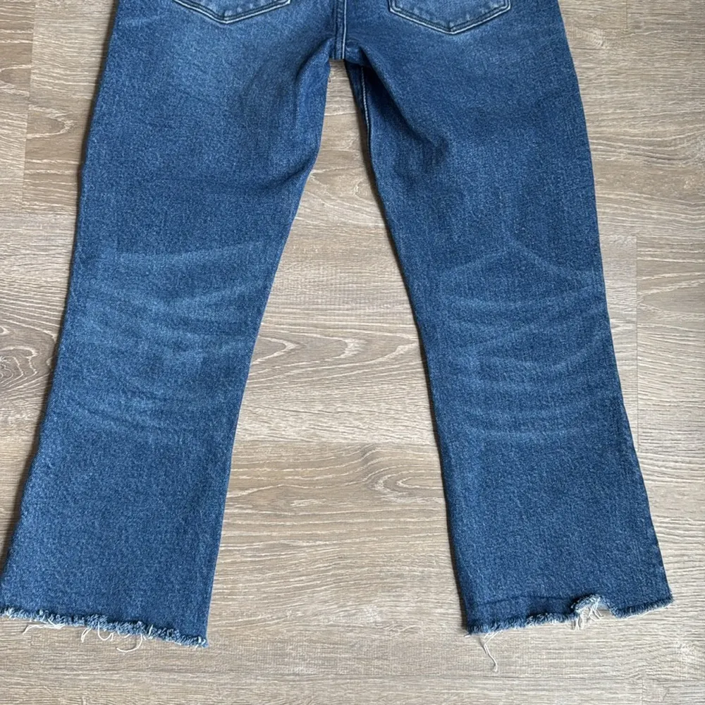 Frame Denim Le Crop Mini Boot Jeans  Huntdale LCMBRA118 Flare Leg Raw Hem - Image 13