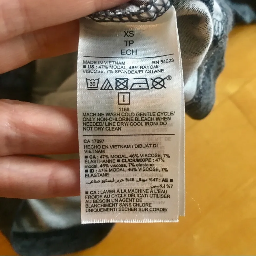 “Good Vibes, Be Kind” Sleep Shirt, Old Navy, Gray, Size XS - Image 4