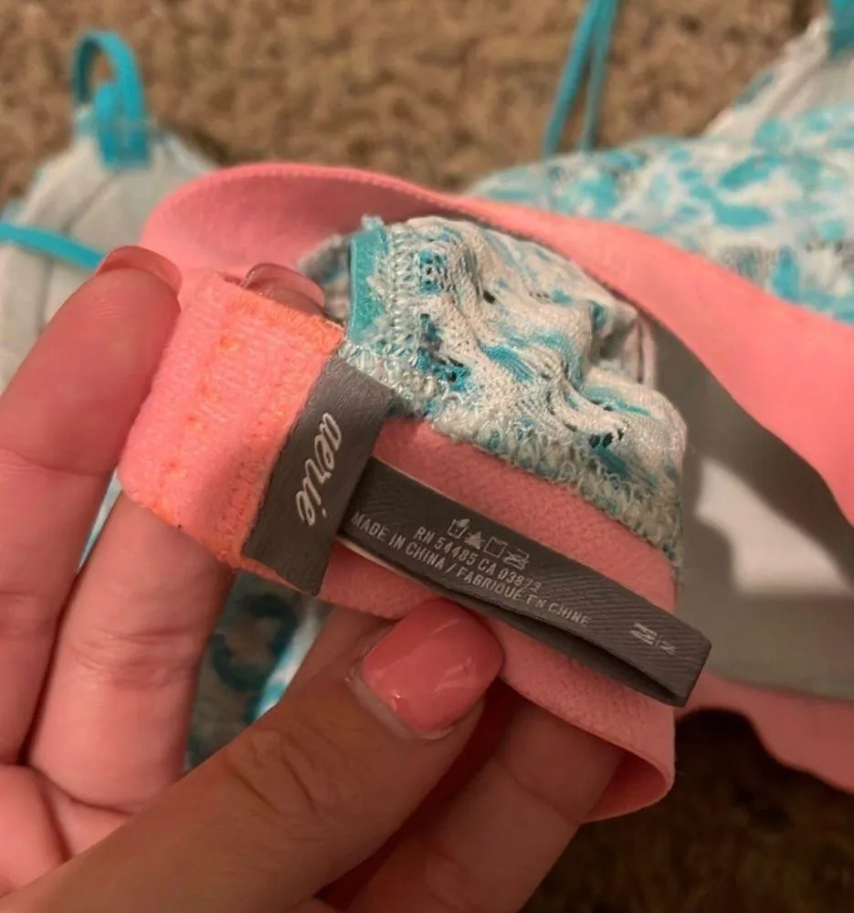 Aerie lace flower bralette, size Medium - Image 5
