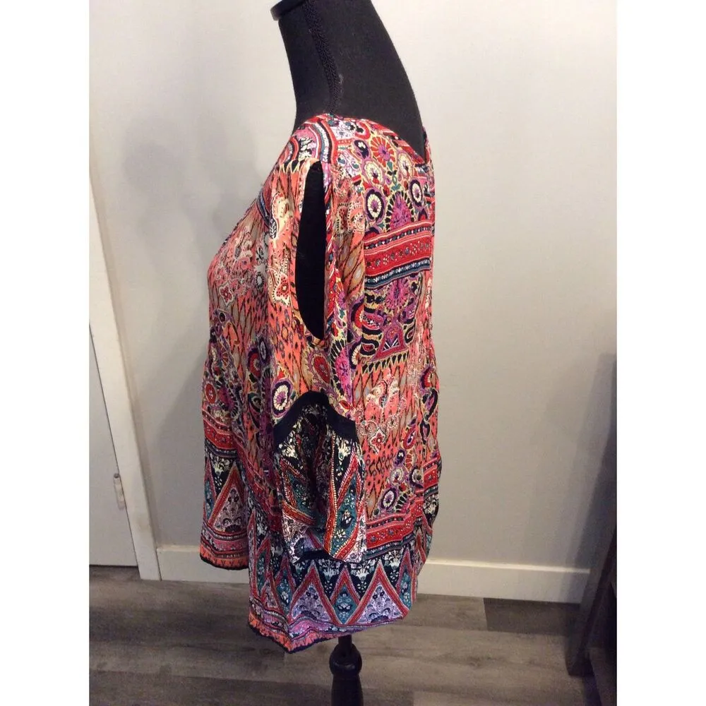 Boho Tunic Size XXL Cold shoulder bell sleeves Round Neckline - Image 4