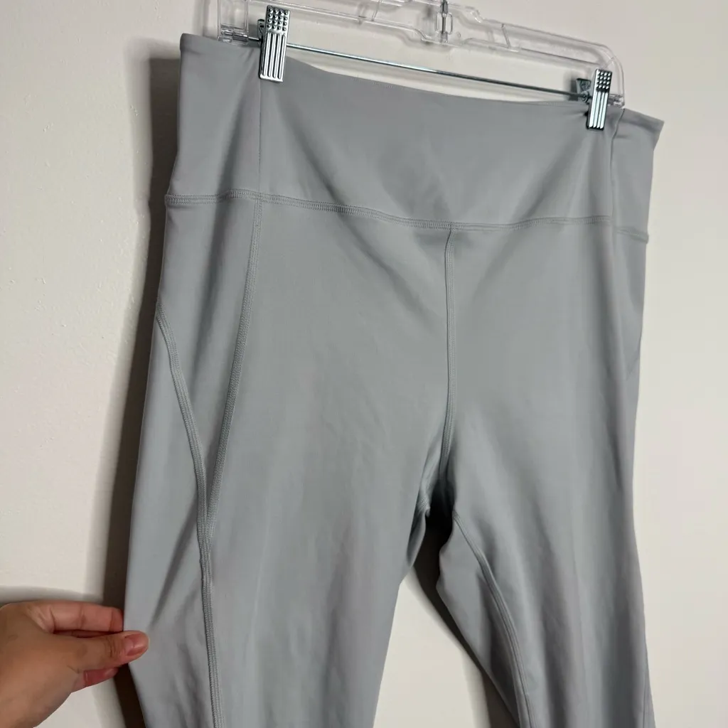 Girlfriend Collective Light Gray Cropped Workout Leggings Activewear XX-Large - Image 2