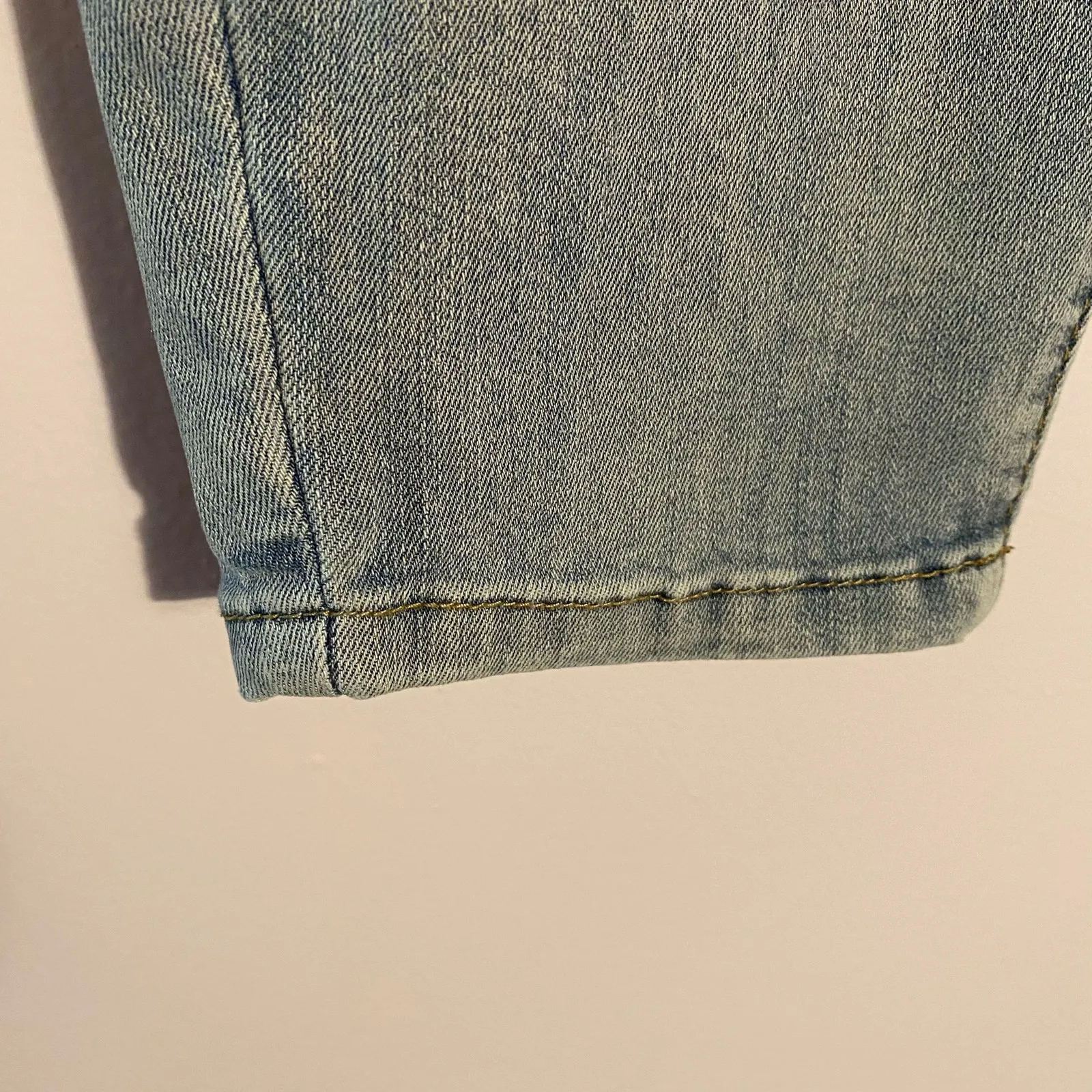 Judy Blue Skinny Fit Light Wash Jegging Jeans Stretchy Pull-On Women's size 14W - Image 4