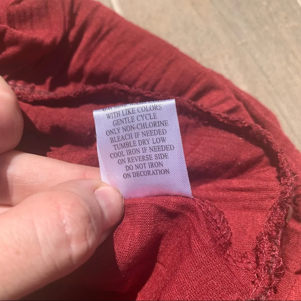 Absolutely Famous Red Wine Tank Top; small women’s - Image 6