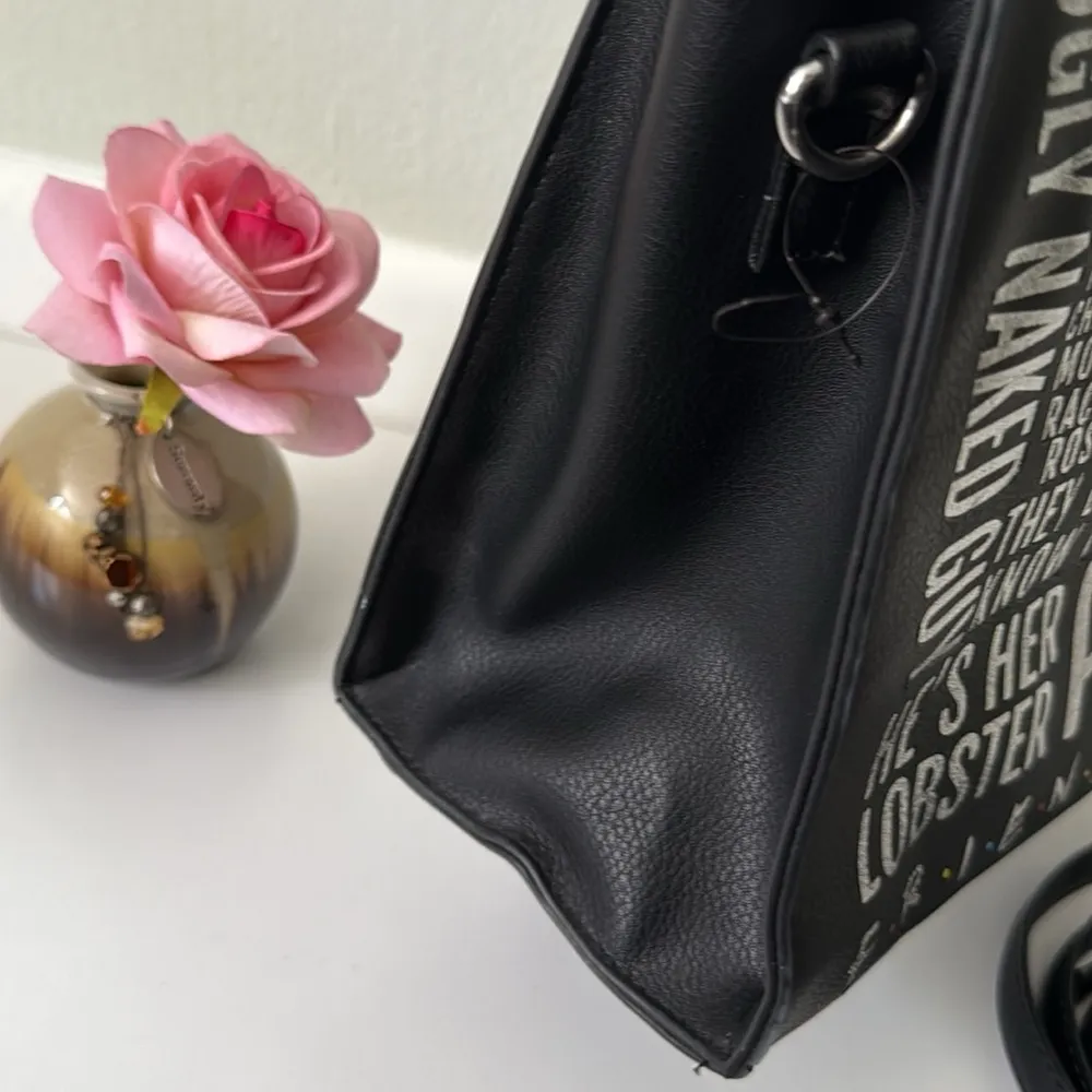 Friends Quote Mini Tote Bag Black - Image 8