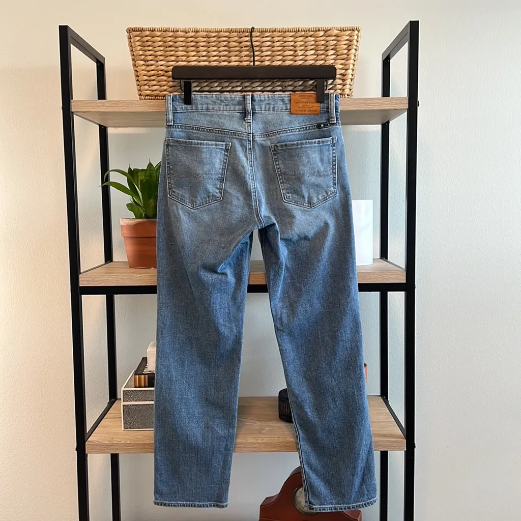 Lucky Brand Sweet Crop Mid-Rise Light Factory Distressed Crop Jean, 6 / 28 - Image 4