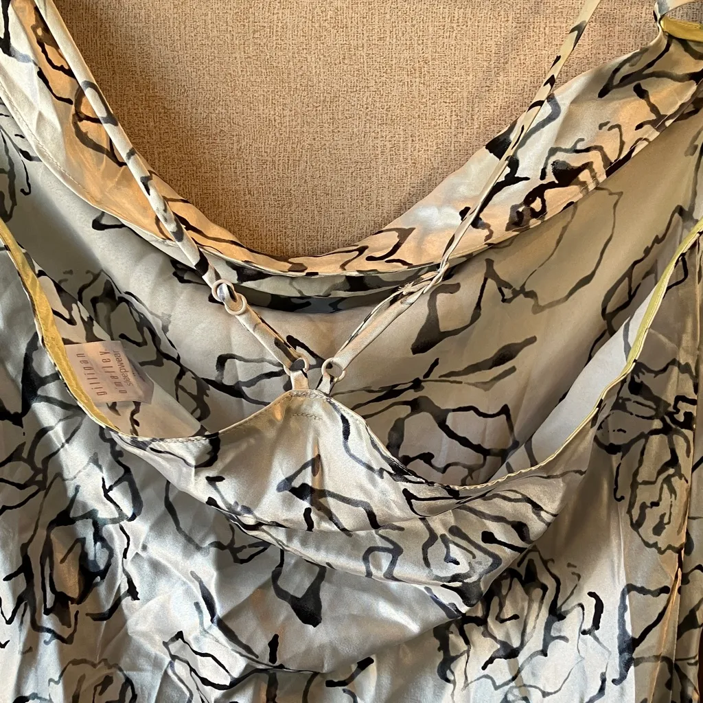 Gilligan & O'Malley Women's nighty medium - Image 16