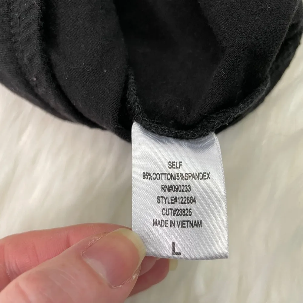 PACSUN LA Hearts Black Crop Top - Image 7