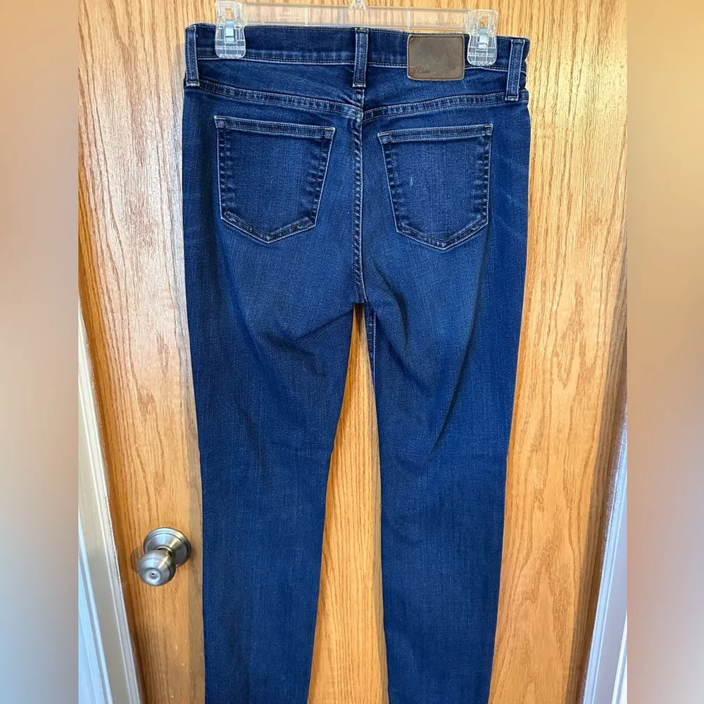 J Crew matchstick jeans size 27 
Straight leg. Dark wash with some whiskering - Image 4